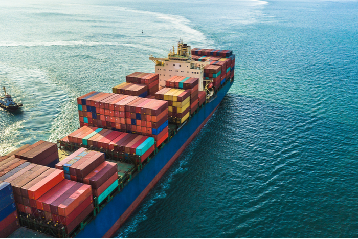 Asia-North America vessel on-time performance in October plunged to 32.1 percent to the West Coast and 34.5 percent to the East Coast. Photo credit: Shutterstock.com