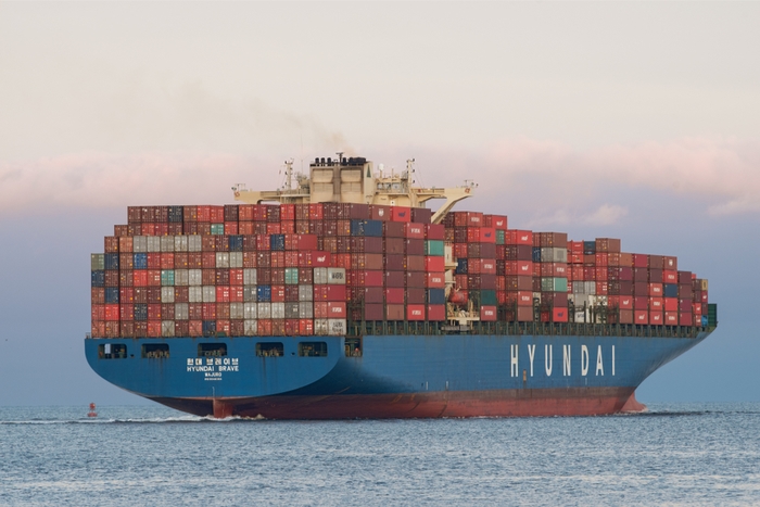 HMM believes full membership in THE Alliance will give it an opportunity to maximize its competitiveness as a dozen new mega-ships join the fleet this year. Photo credit: Shutterstock