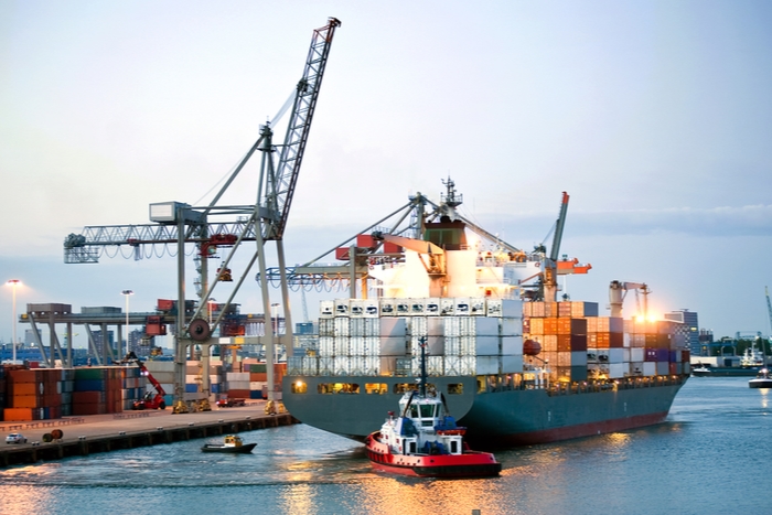 Rotterdam, Europe’s busiest container port, reported a throughput decline of 4.7 percent in the first quarter, handling 3.54 million TEU. Photo credit: Shutterstock