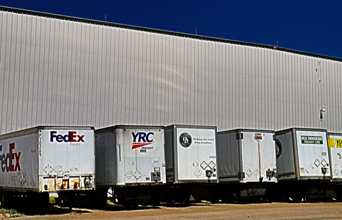 A more concentrated industry and disciplined pricing strategies underpin LTL truck pricing.