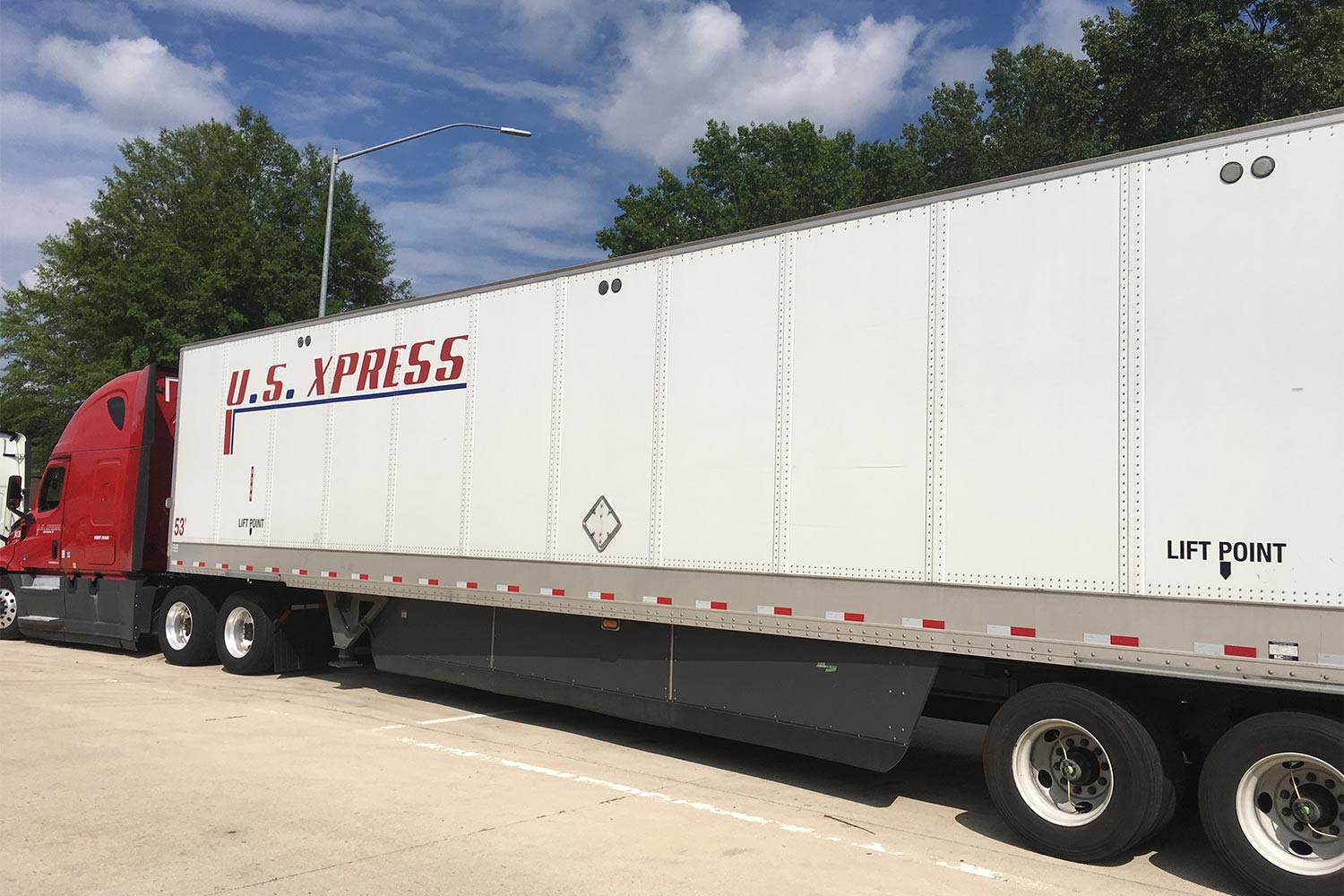 US Xpress Enterprises CEO Eric Fuller said carriers will push for double-digit contract rate increases in 2021 after two consecutive years of rate reductions.