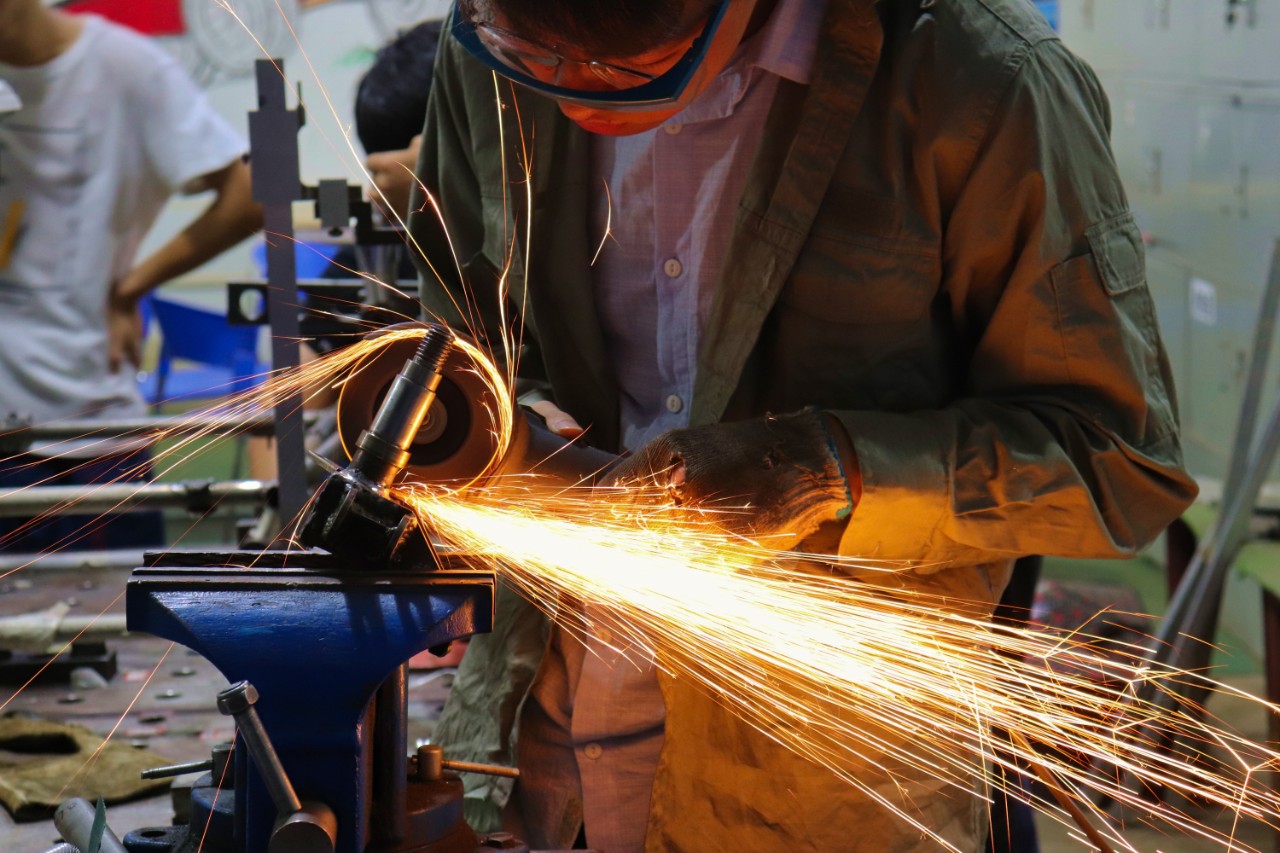 Production activity in China was lower in February than at any point in the last 16 years, according to the latest manufacturing survey. Photo credit: Pixlr