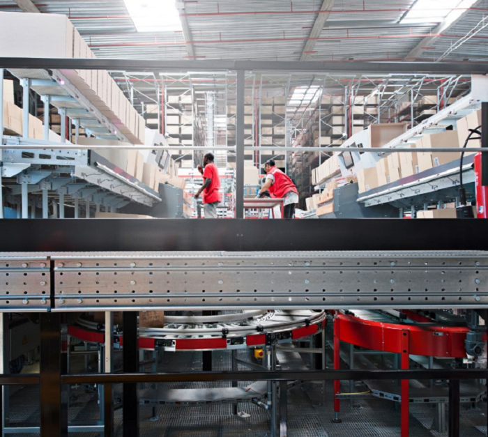 XPO Logistics, which had 5.4 billion in gross revenue last year, will roll out 5,000 “cobots” at contract logistics facilities and warehouses in North America and Europe. Photo credit: XPO Logistics. XPO Logistics.