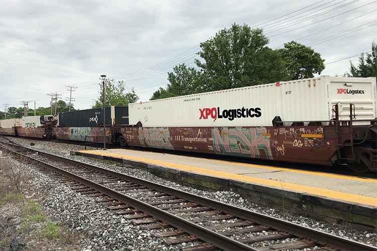 xpo logistics customer service tracking