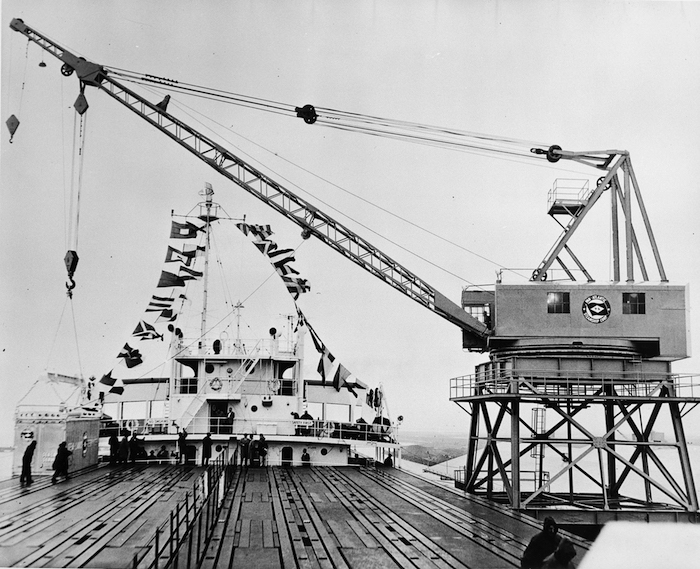 ASEAN LINES - Slide show: Container shipping turns 60